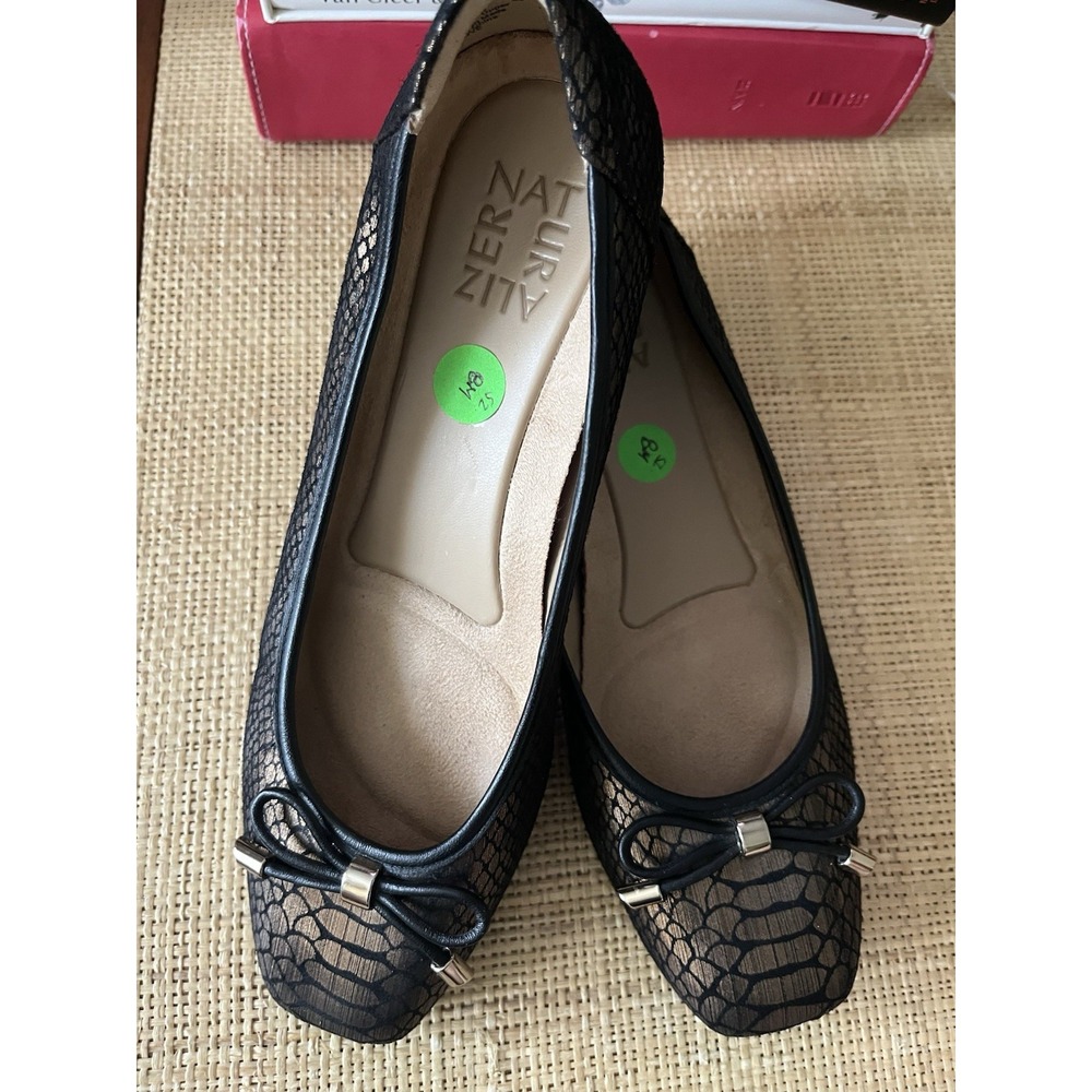 Naturalizer Dove Size 8M Ballet Flats